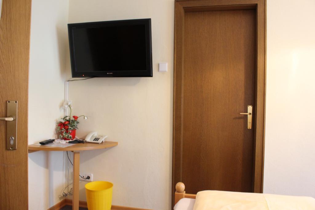 Gasthof-Hotel Winkler Mühldorf Zewnętrze zdjęcie