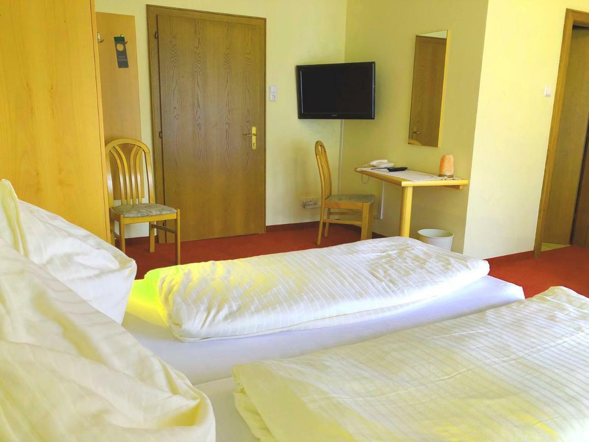 Gasthof-Hotel Winkler Mühldorf Zewnętrze zdjęcie